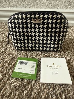 Kate Spade New York Dashing Beauty Briley Makeup Bag